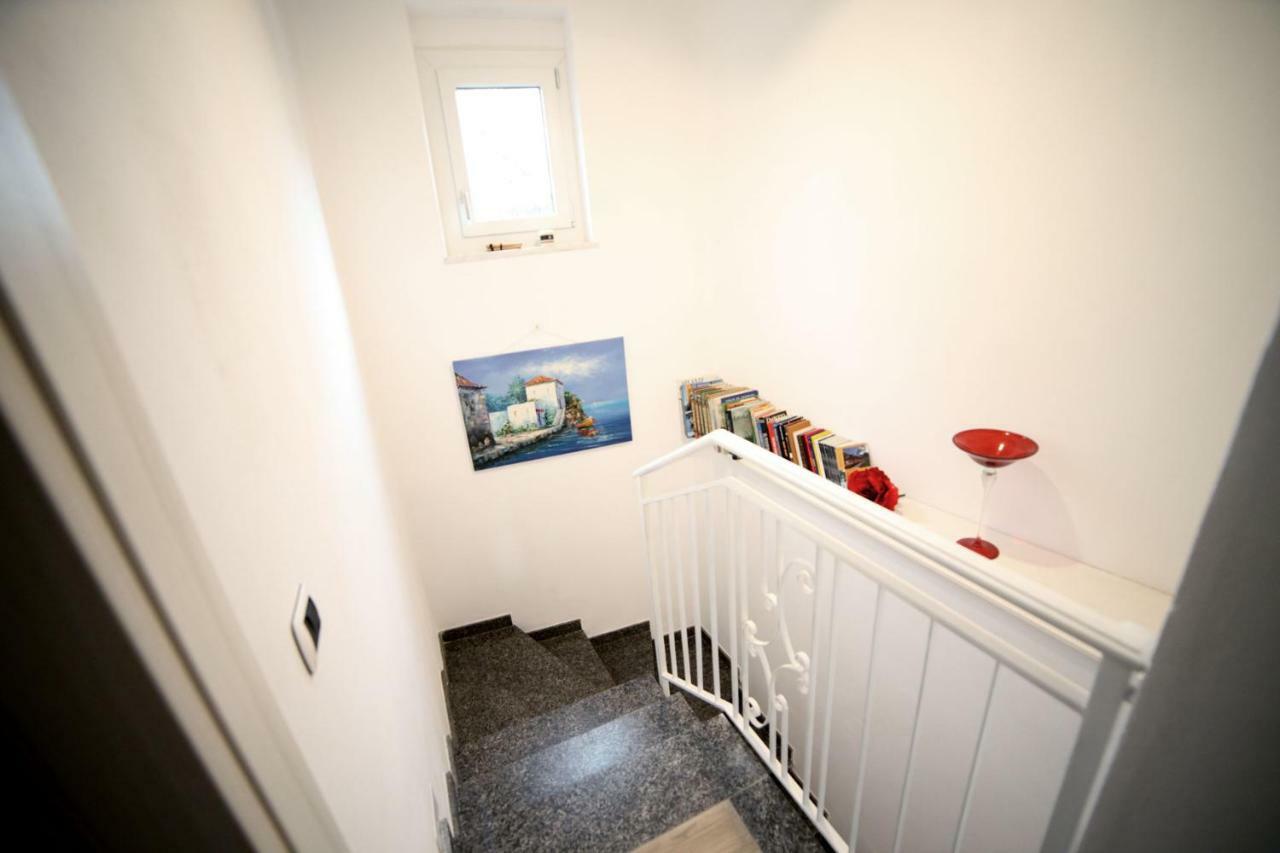 B&B Agora Sarzana Exterior foto